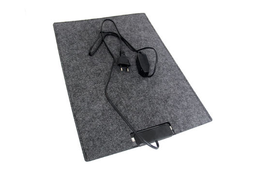 脚の疲労を緩和するためのUSB充電とホットコンプレス機能